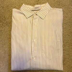 3/$20 Banana Republic Classic Button Up